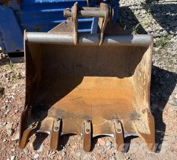 Komatsu WB 97S-2 Екскаватори-навантажувачі