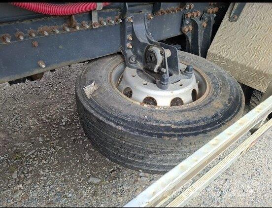 Scania P280 XT Вантажівки з гаковим підйомом