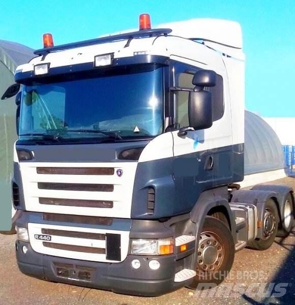 Scania R440 Тягачі