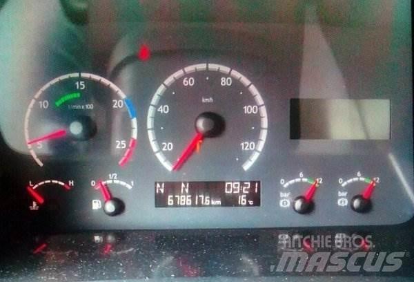 Scania R440 Тягачі