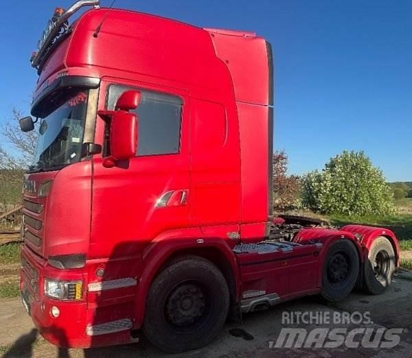Scania R520 Тягачі