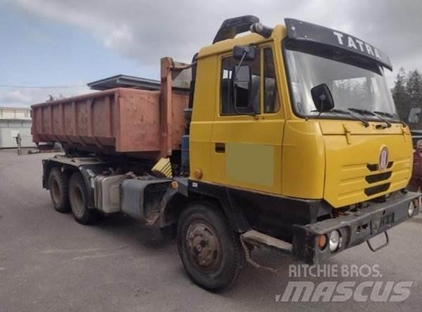 Tatra 815 Вантажівки з гаковим підйомом