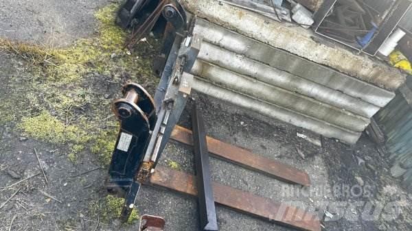 Terex TL 100 Фронтальні навантажувачі