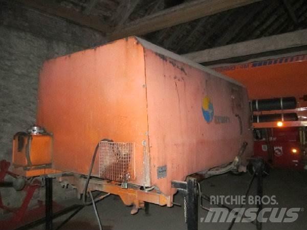  Trilety MKV Підмітальні машини