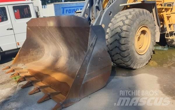 Volvo BM L 150 Фронтальні навантажувачі