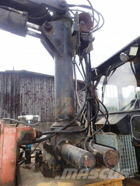 ZTS LKT 120 + přívěs Валочно-пакетувальні машини