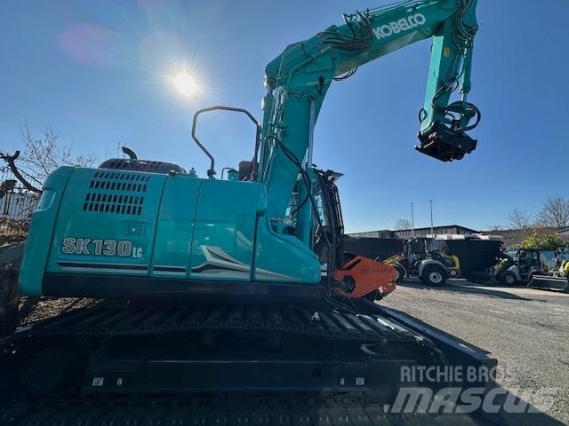 Kobelco SK130LC-11 Гусеничні екскаватори
