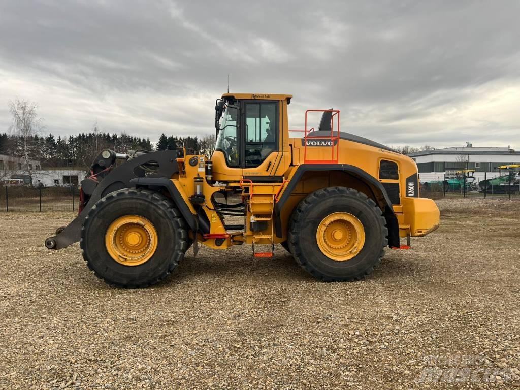 Volvo L 260 H Фронтальні навантажувачі