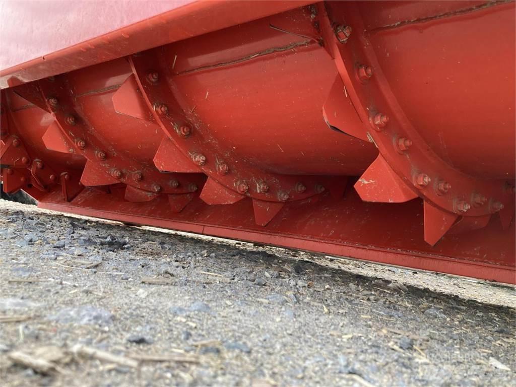 Kuhn SPV Завантажувачі змішувальних машин