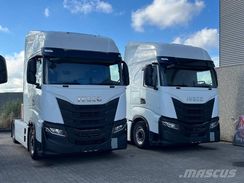 Iveco S-Way AS 440 Тягачі
