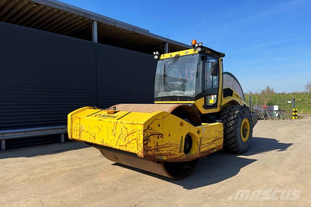Bomag BW 226 BVC-5 Грунтові котки