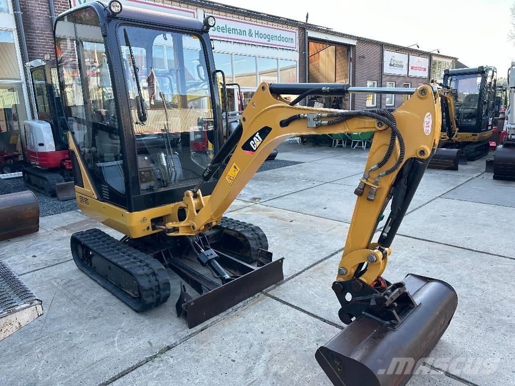 CAT 301.4 C Міні-екскаватори < 7т