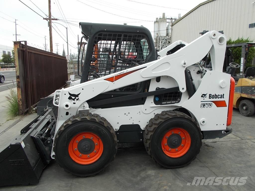 Bobcat S770 Міні-навантажувачі