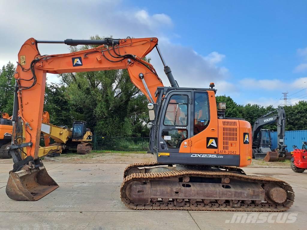 Doosan DX 235 LCR-5 Гусеничні екскаватори