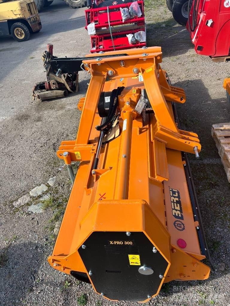 Berti x pro 300 Газонні і лукові косилки