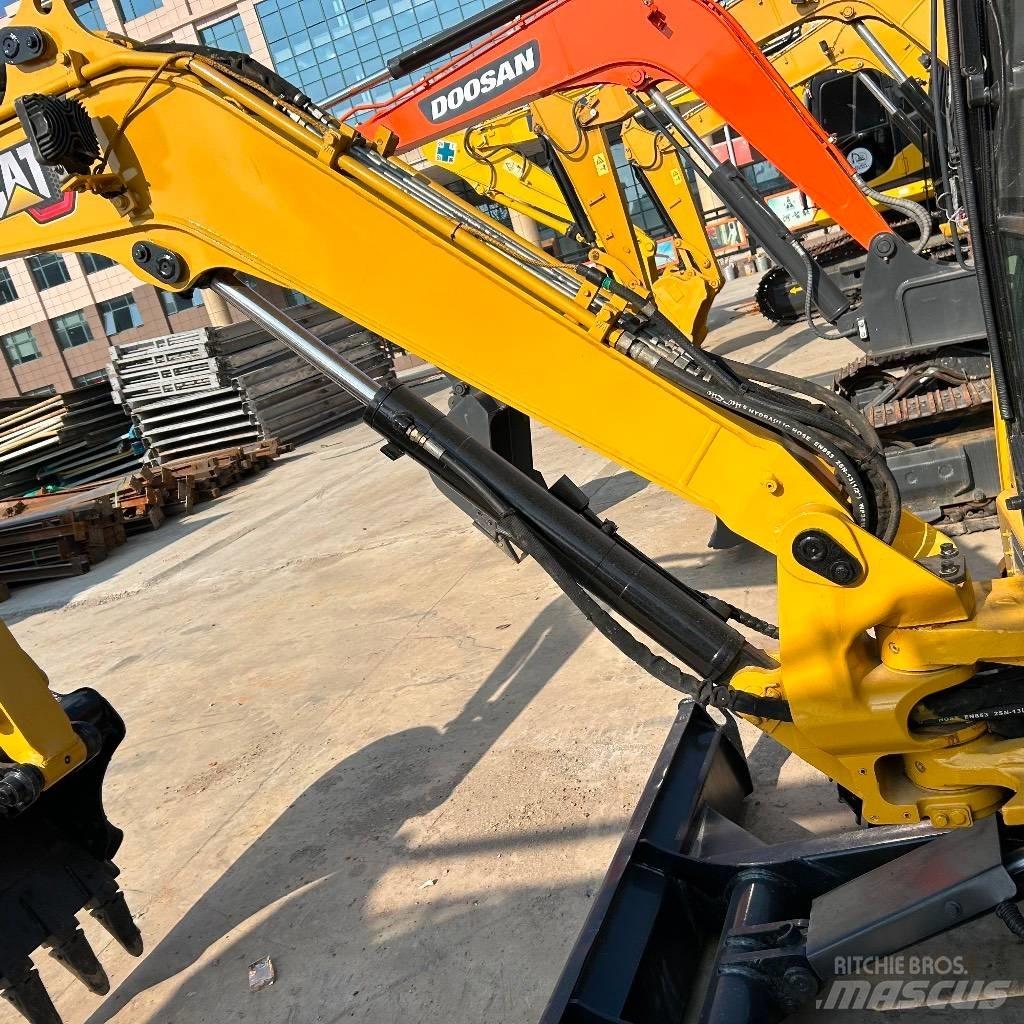 CAT 303.5 E Міні-екскаватори < 7т