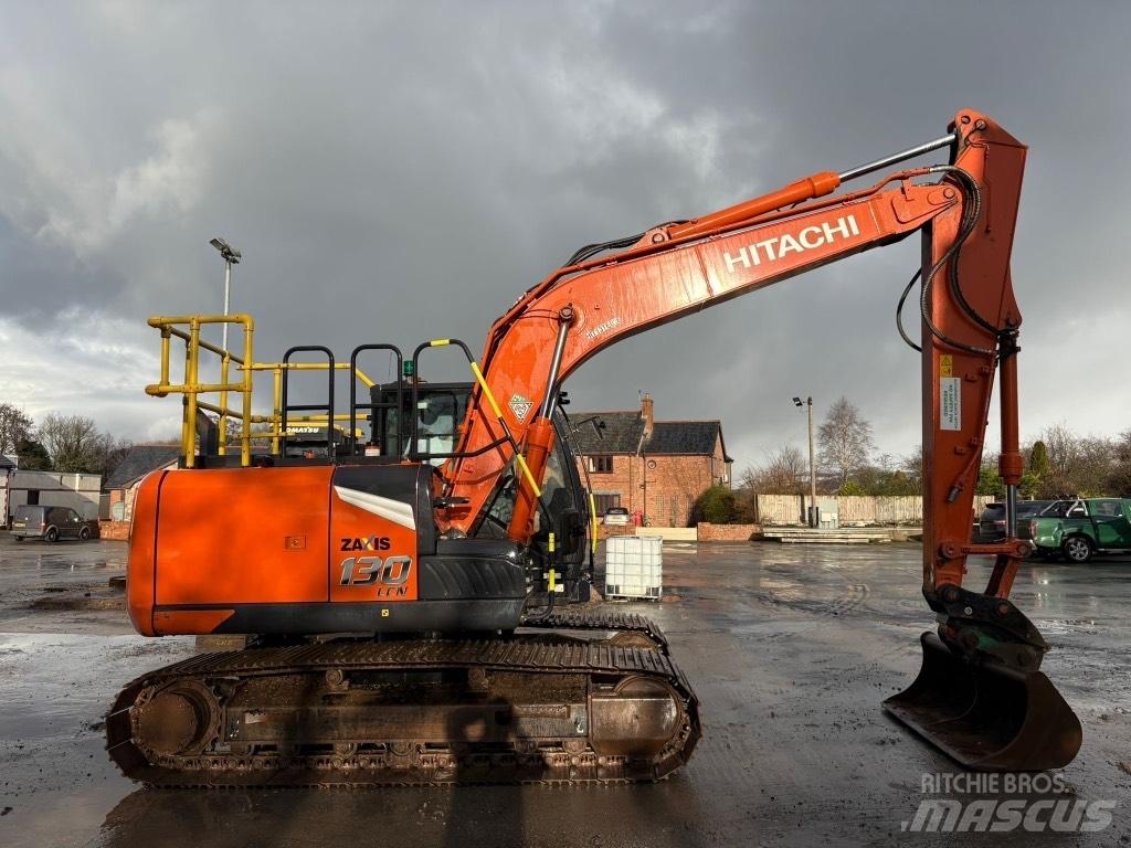 Hitachi ZX130-7 Гусеничні екскаватори