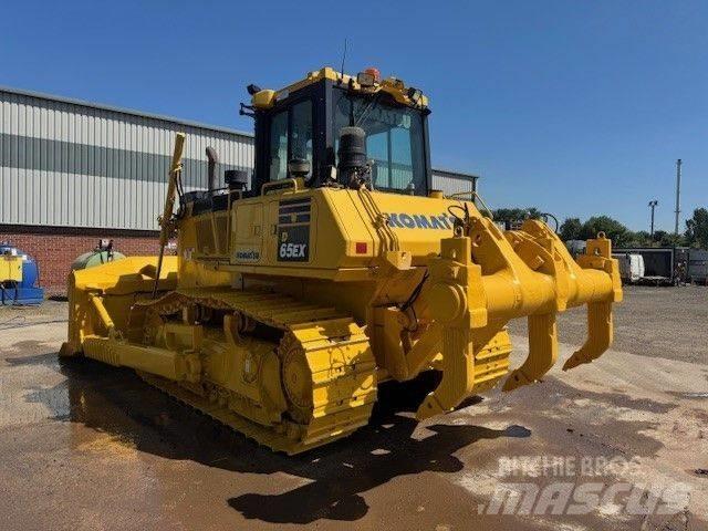 Komatsu D65EX-18 Гусеничні бульдозери