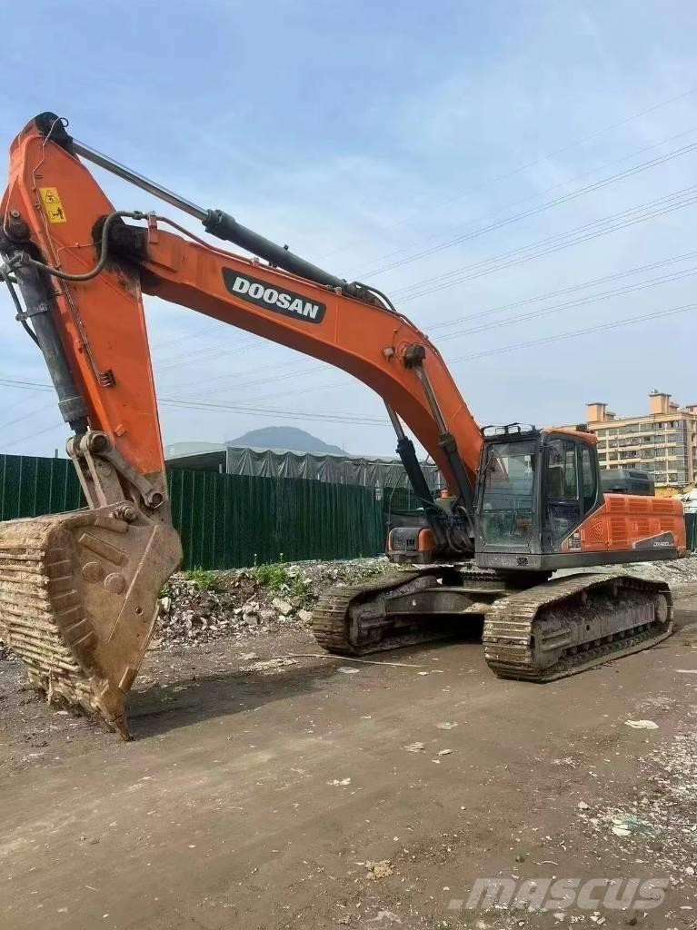 Doosan DX420LC Гусеничні екскаватори