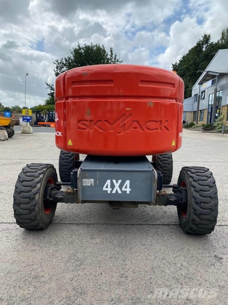 SkyJack SJ 46 AJ Колінчаті підйомники