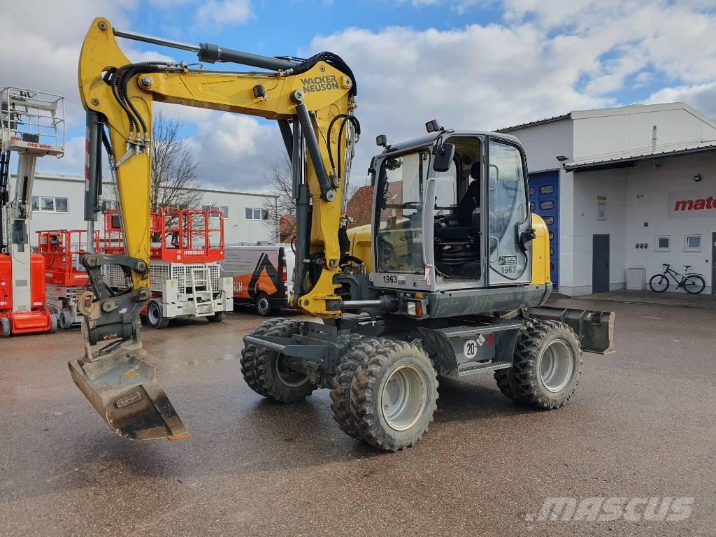 Wacker Neuson EW100 Колісні екскаватори