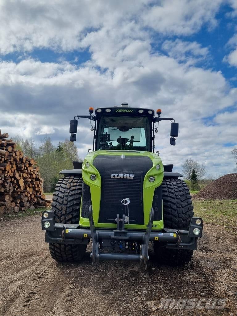 CLAAS XERION 4000VC Трактори