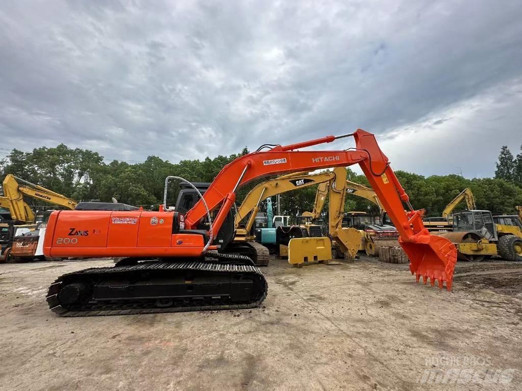 Hitachi ZX 200 Міні-екскаватори < 7т
