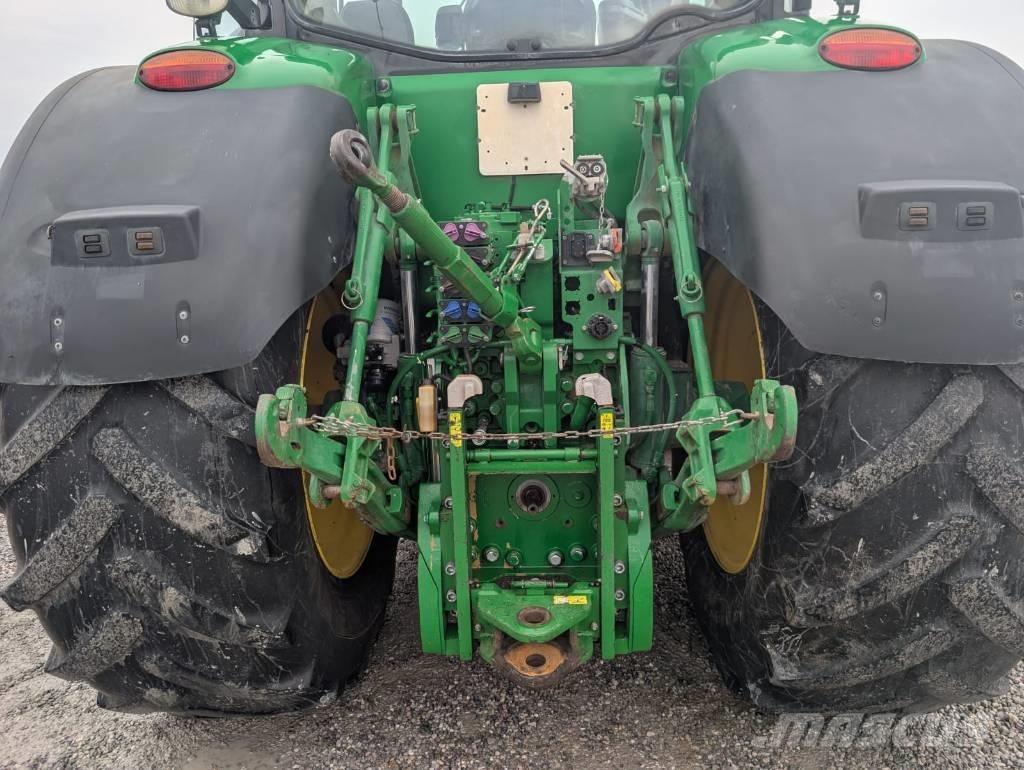 John Deere 7230 R Трактори