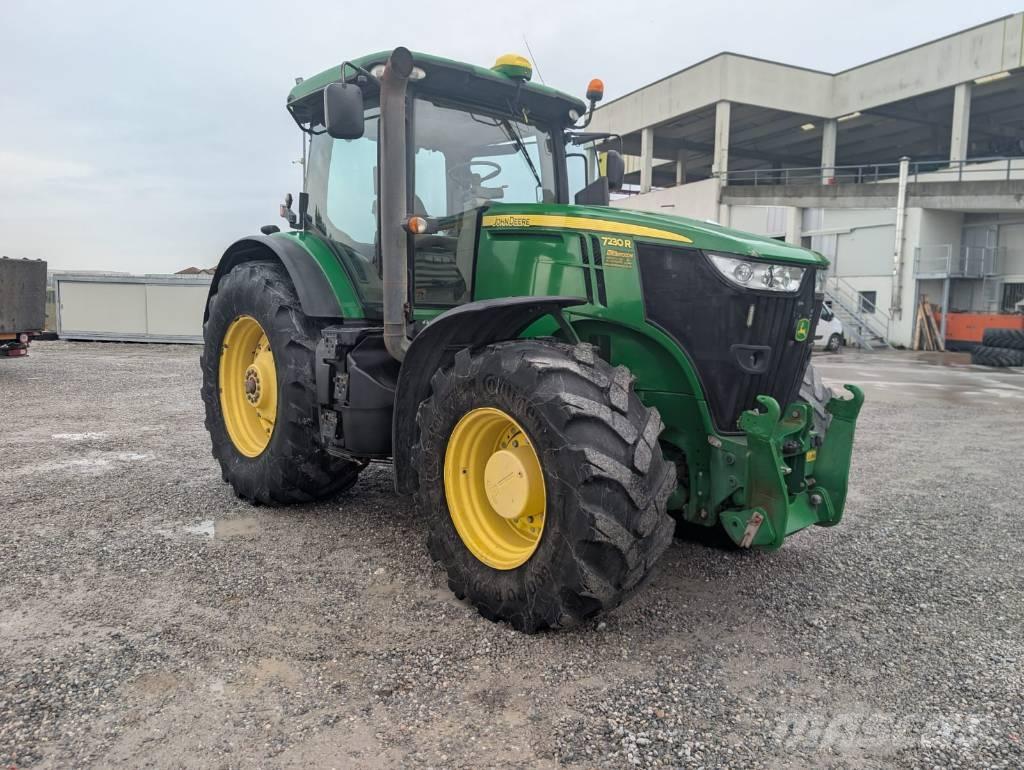 John Deere 7230 R Трактори