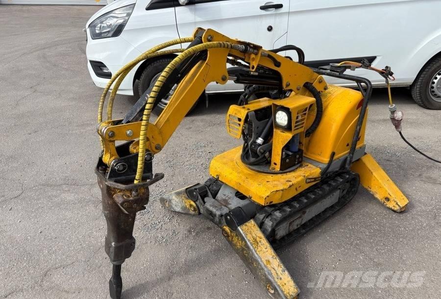 Brokk 50 Екскаватори для знесення споруд