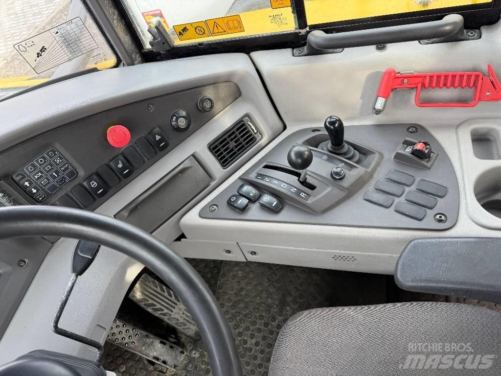 Volvo A 25 G Зчленовані самоскиди