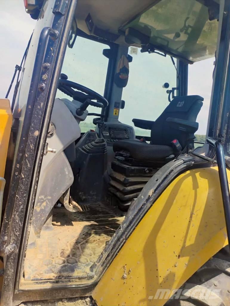 CAT 420 Екскаватори-навантажувачі