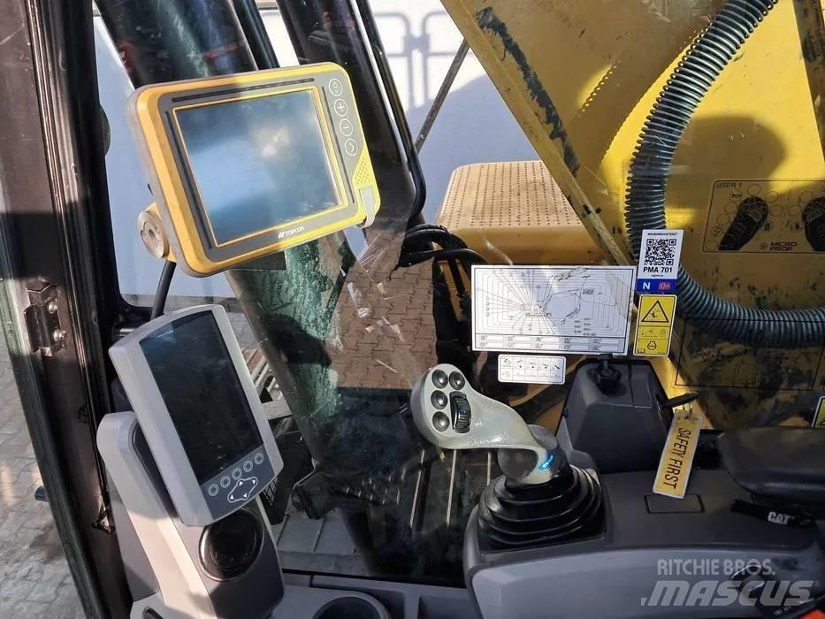 CAT 326 F L Гусеничні екскаватори
