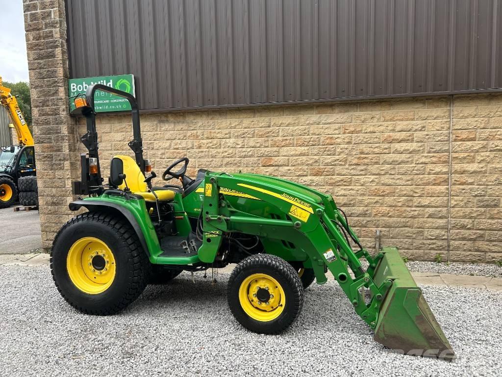 John Deere 3520 Трактори