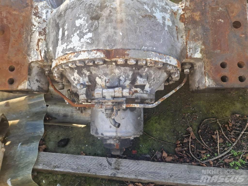 CAT 988F Осі