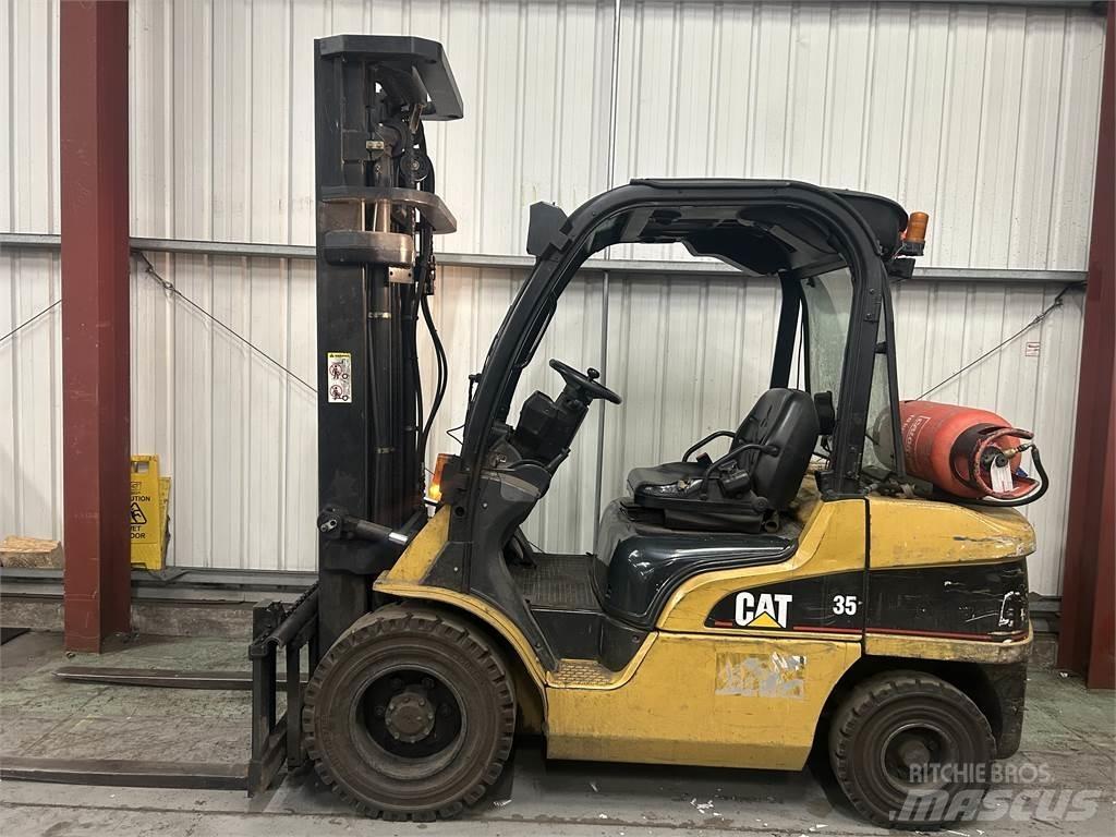 CAT GP35N Газові навантажувачі