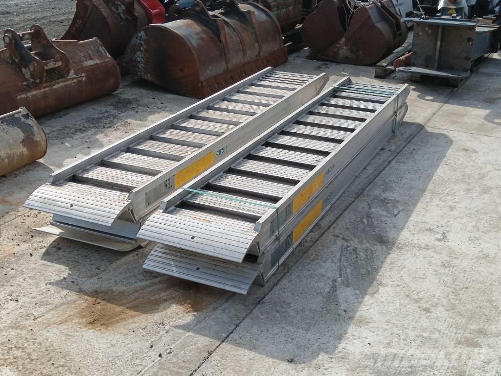  Definitive CLM Транспорт - Інші