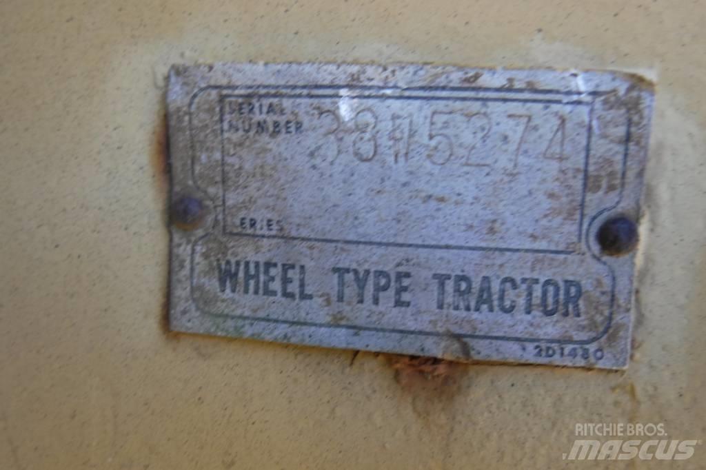 CAT 613 B Поливальні машини