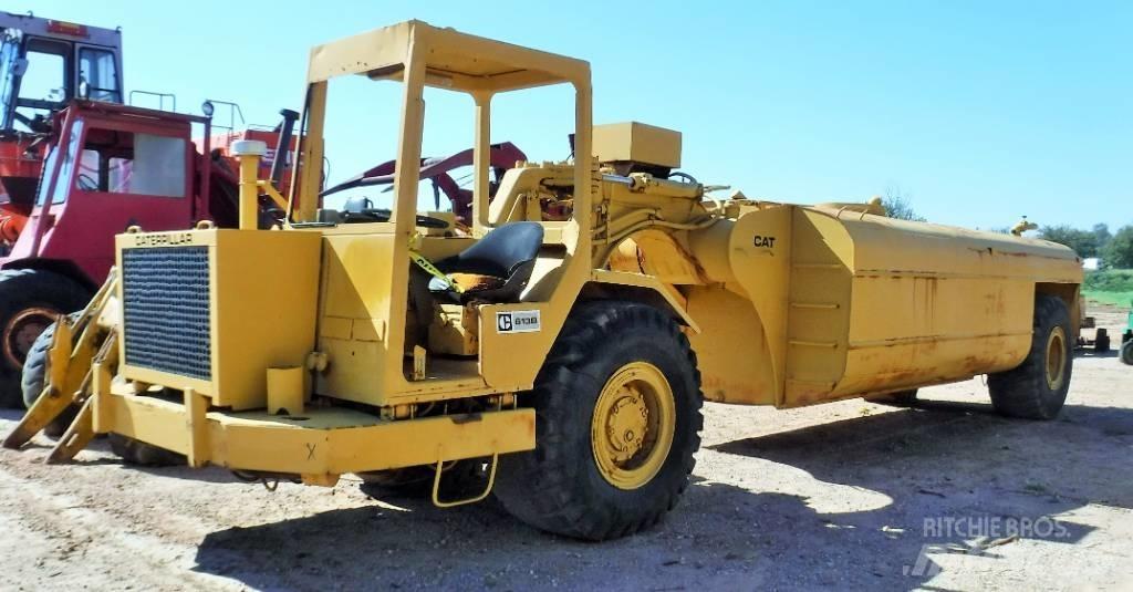 CAT 613 B Поливальні машини