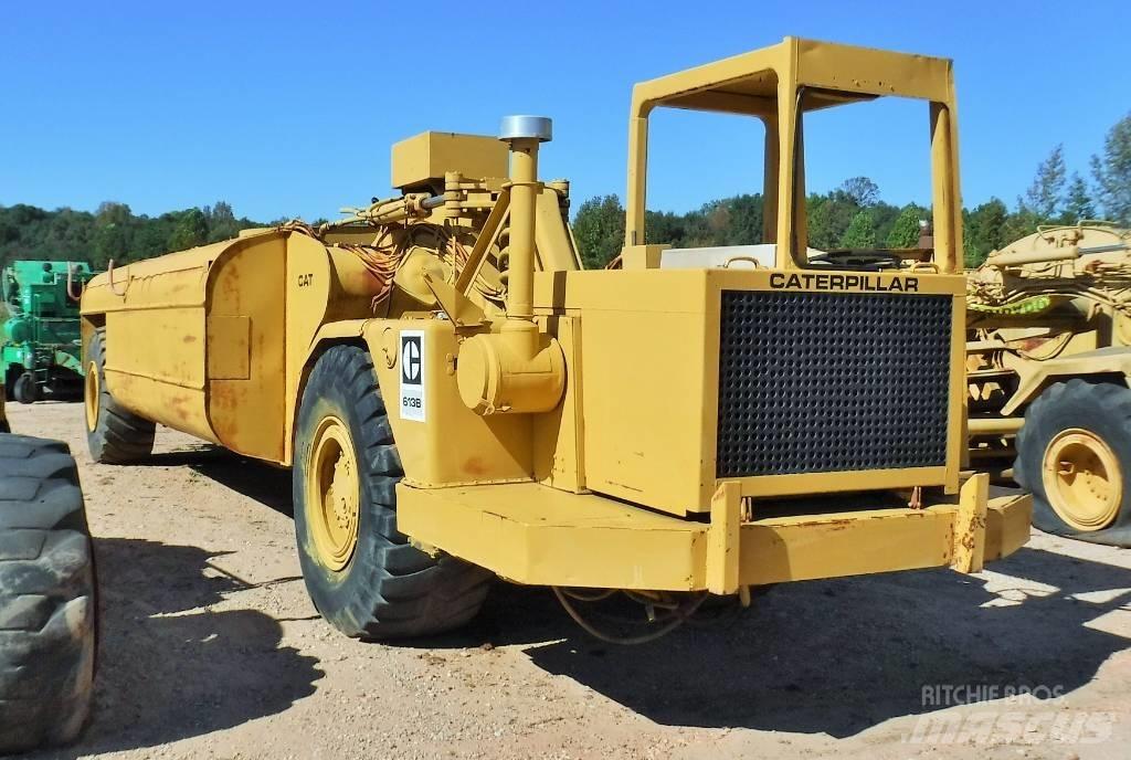 CAT 613 B Поливальні машини