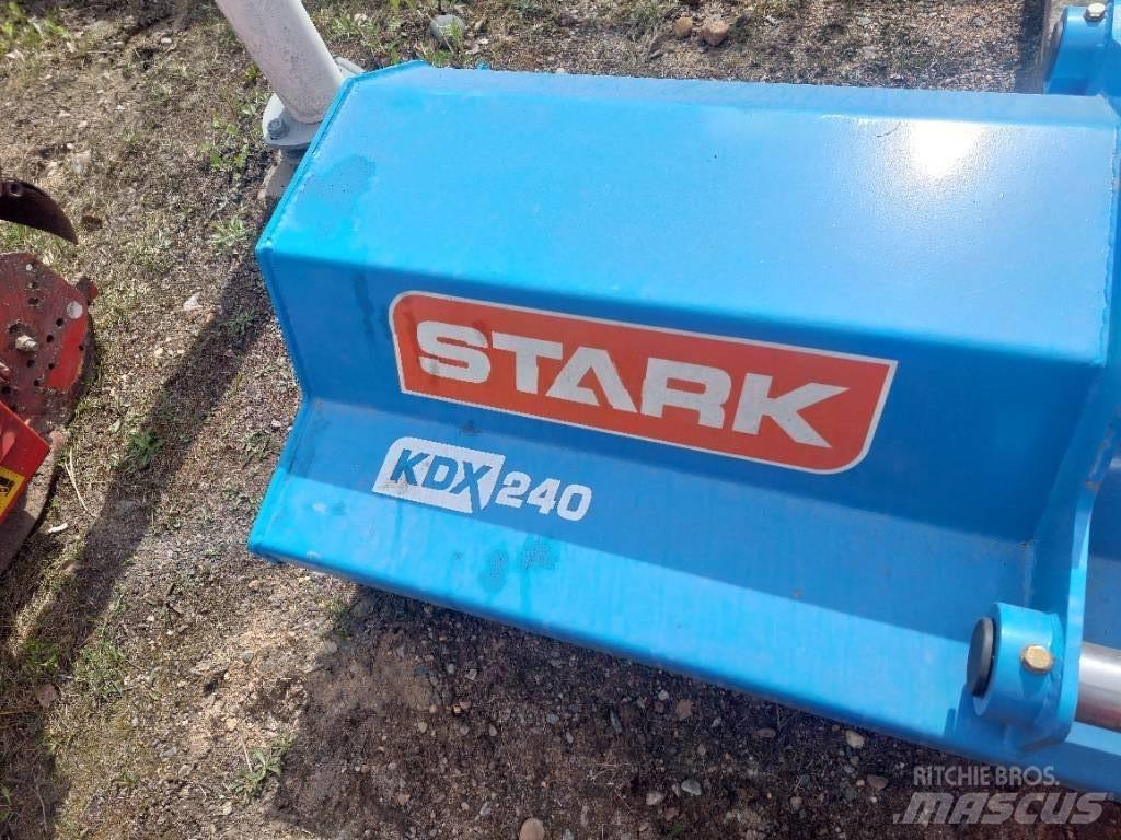 Stark kdx240 Газонні і лукові косилки