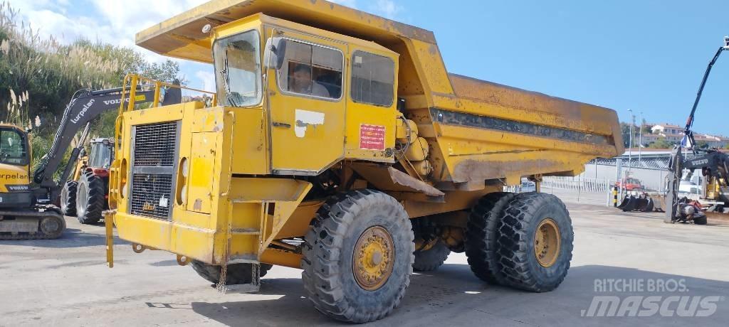 Euclid R32 Кар`єрні самоскиди