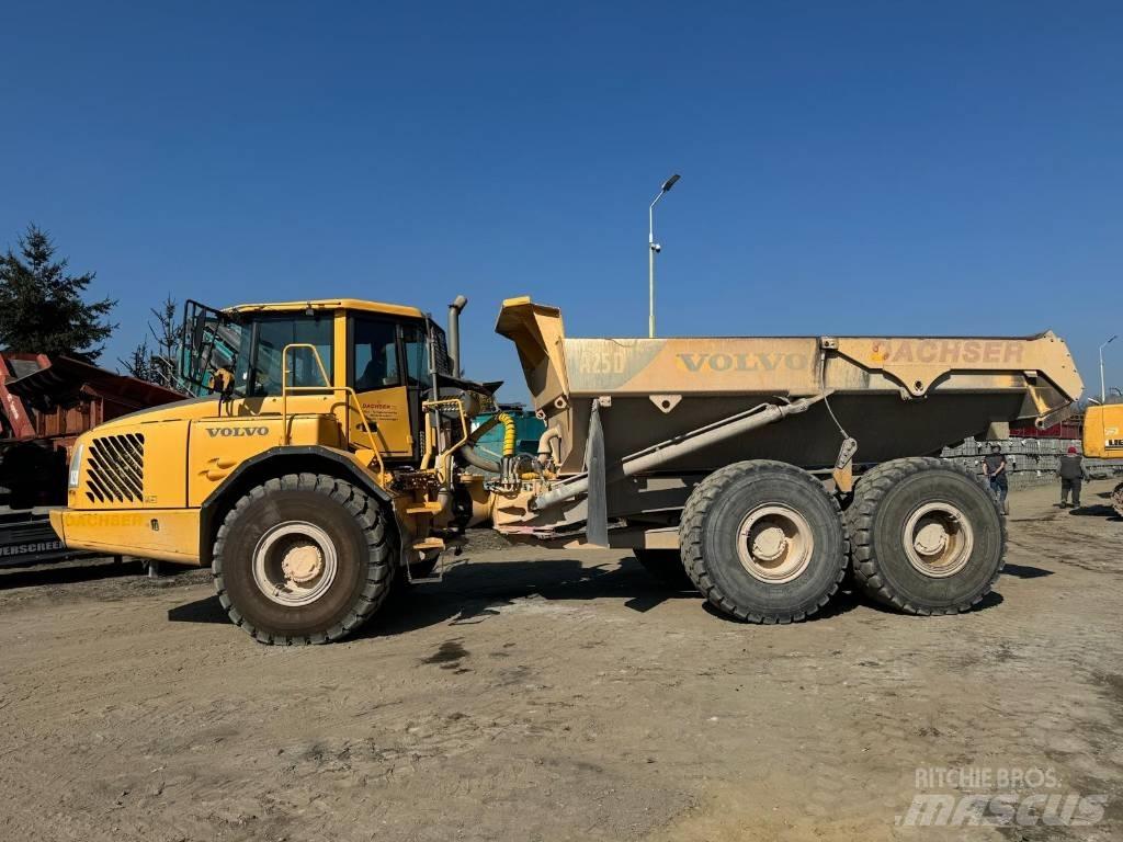 Volvo A 25 D Зчленовані самоскиди
