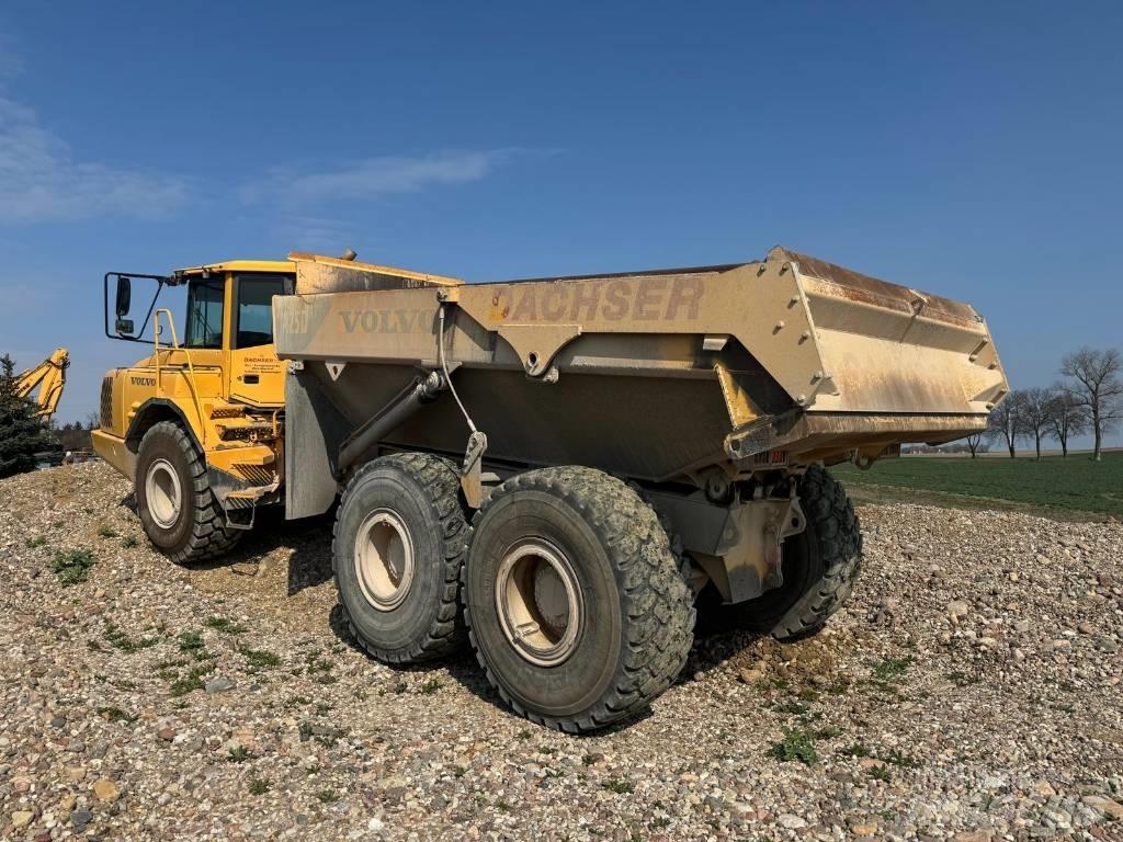 Volvo A 25 D Зчленовані самоскиди