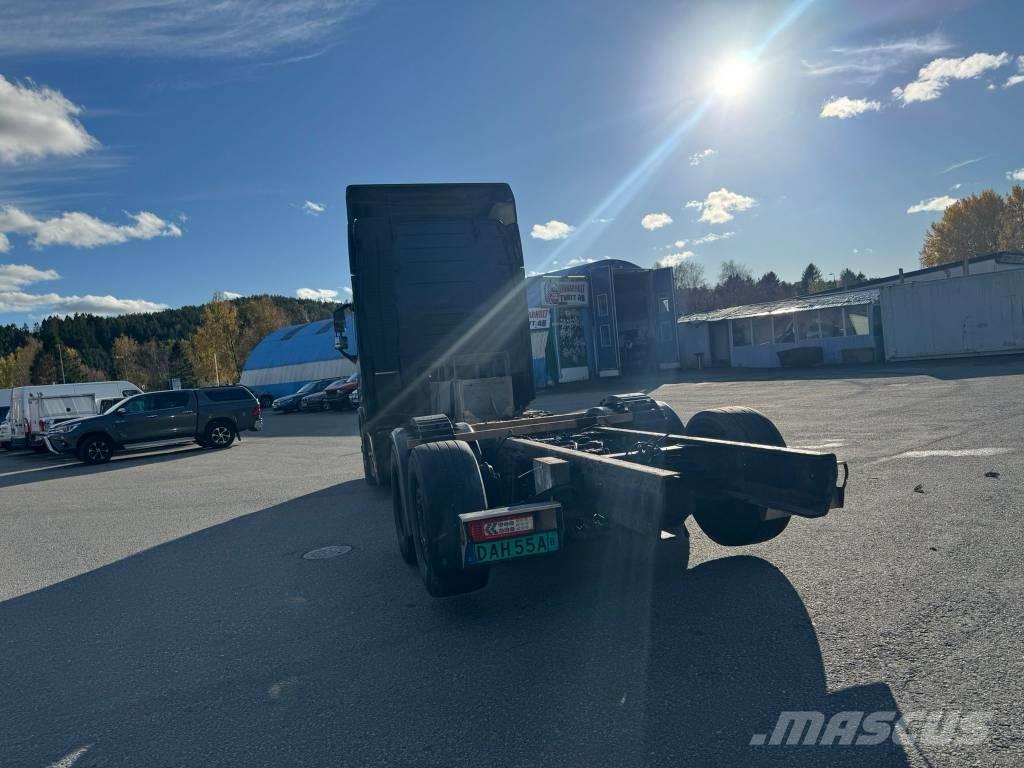Volvo FH 550 Шасі з кабіною