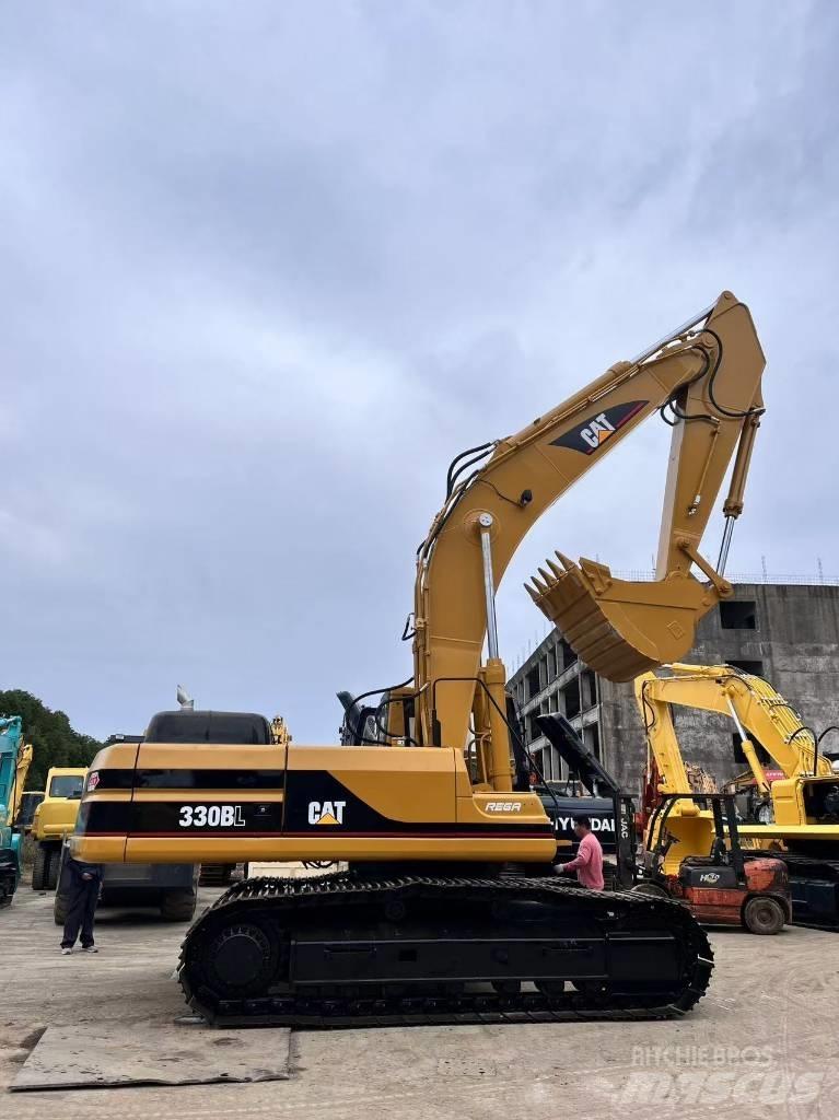 CAT 330 B Гусеничні екскаватори