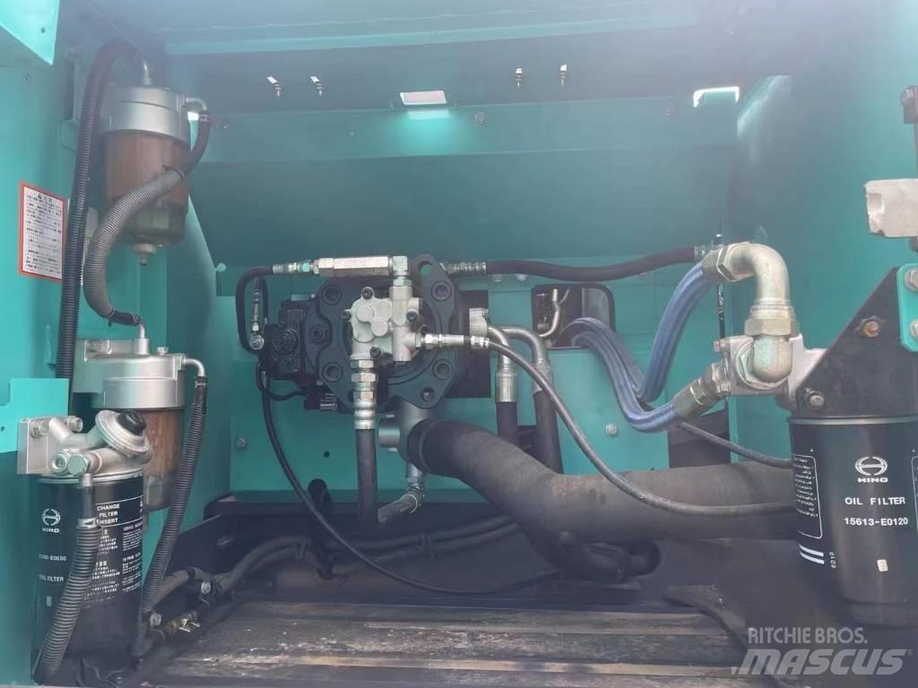 Kobelco 260 Гусеничні екскаватори