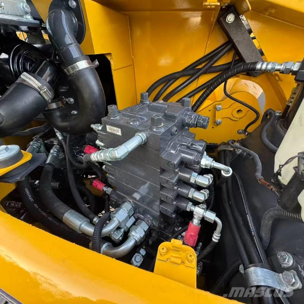 Komatsu PC 78 US Середні екскаватори 7т. - 12т.