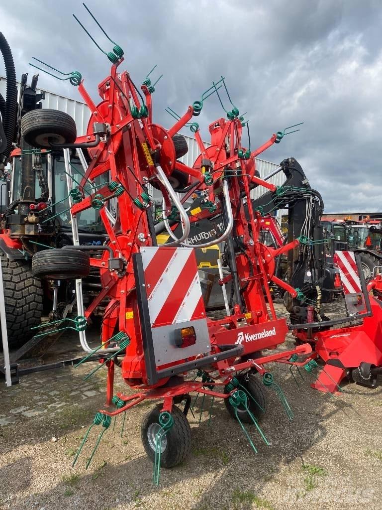 Kverneland 8590 Граблі і сінозворушувачі