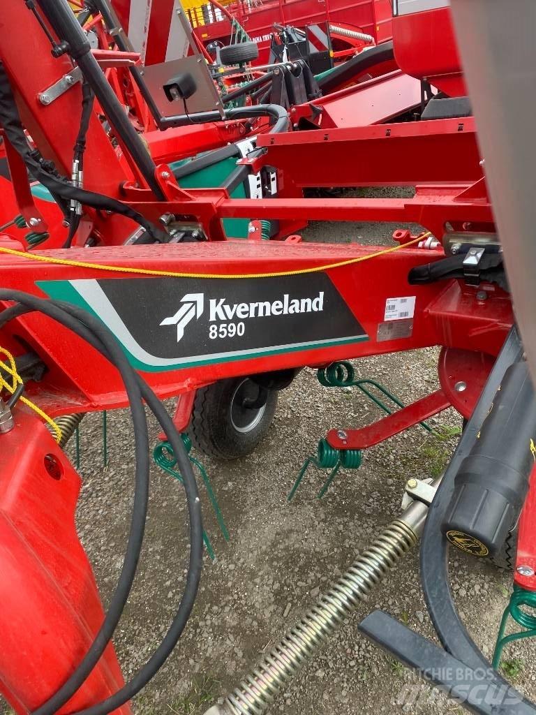 Kverneland 8590 Граблі і сінозворушувачі